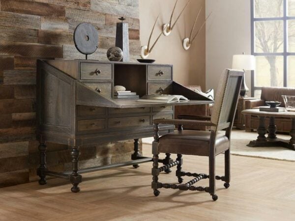 Santa Maria Bookshelf
