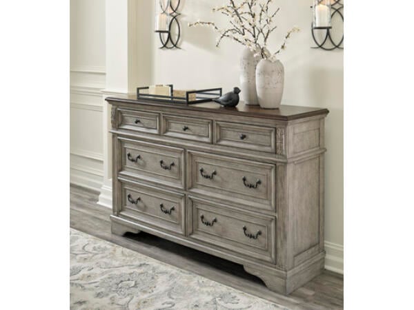 Lodenbay Dresser