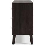 Piperton Dresser - Image 9