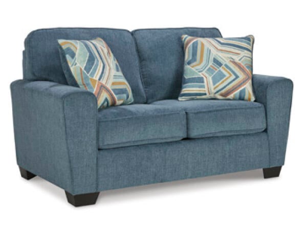 Cashton Loveseat