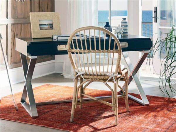 Escape-Coastal Postcard Writing Table