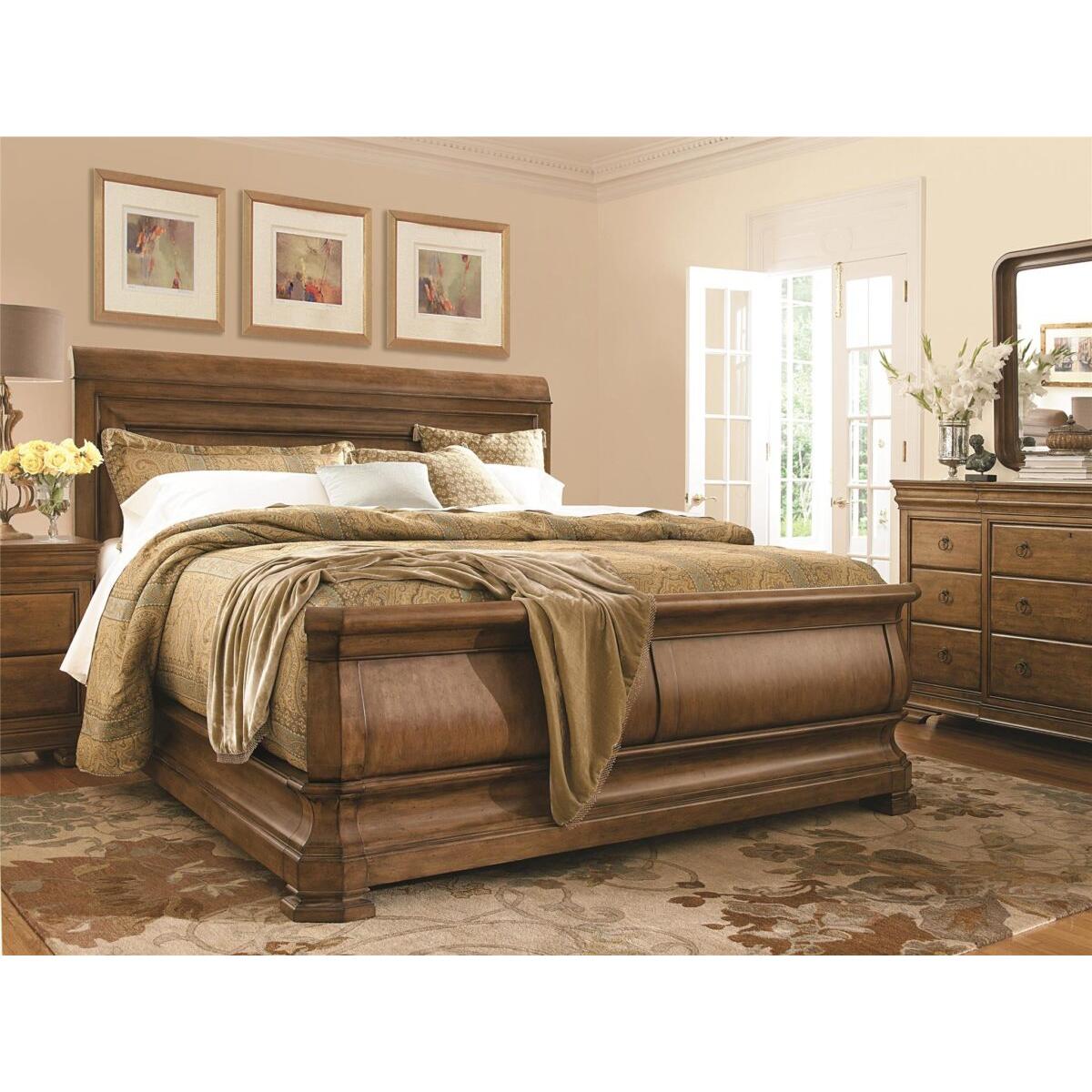 New Lou Louie P's Sleigh Bed New Lou Louie P's Sleigh Bed