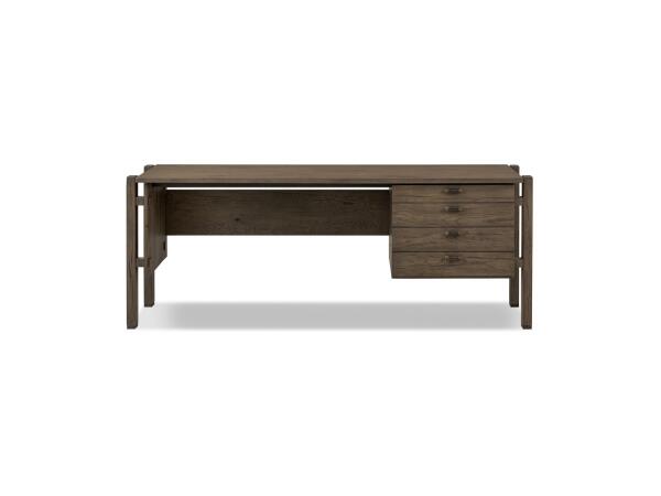Marcela Desk